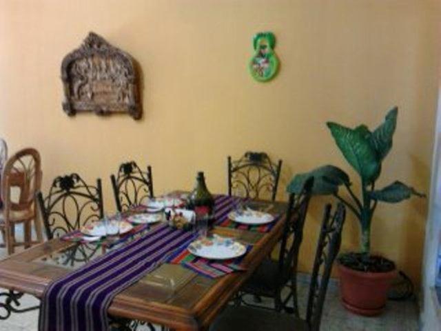 Hostal Dona Marta San Salvador Ngoại thất bức ảnh